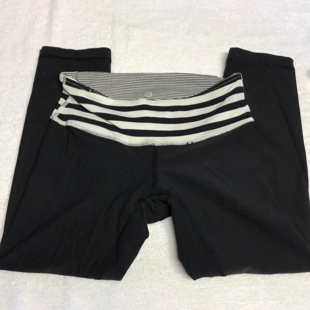 Lululemon Wunder Under Size 4 - image 7